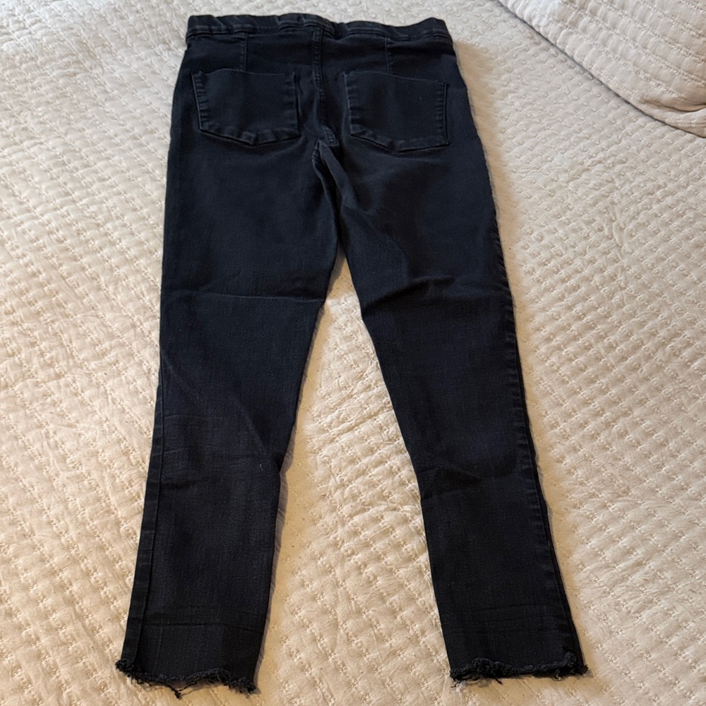 Free People Vintage Washed Black Frayed Hem Jeans W29